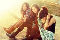 /album/friends-forever/best-friends-fashion-flowers-friends-girl-phoptography-favim-com-60421-large-large-jpg/
